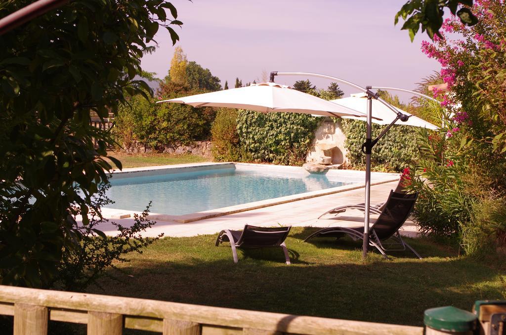 Lei Meissoun Mallemort Extérieur photo